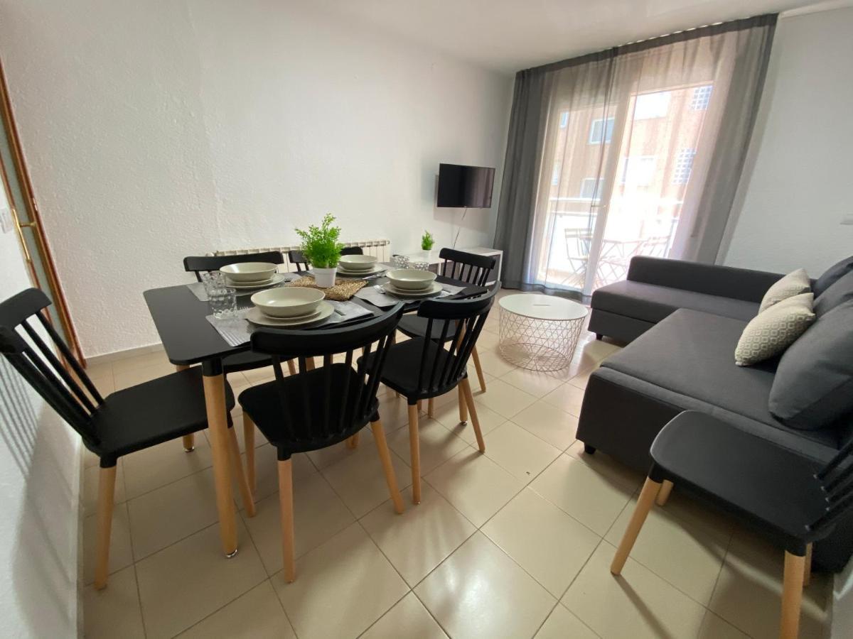 Apartamentos Ar Isern Blanes Bagian luar foto