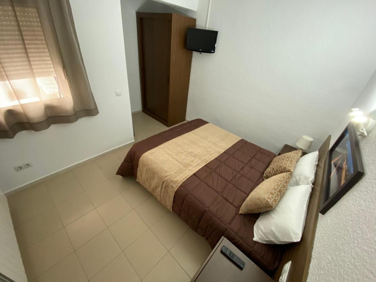 Apartamentos Ar Isern Blanes Bagian luar foto